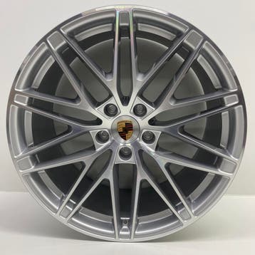 Porsche Macan IV (H2) ORIGINELE 22 RS Spyder zilver velgen, Ophalen, Gebruikt, Velg(en), Overige maten
