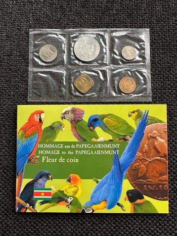 Suriname. Jaarset 1962 in plastic/seal + Hommage aan de