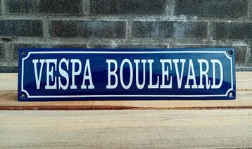 Vespa Boulevard, Verzamelen, Merken en Reclamevoorwerpen, Verzenden, Nieuw