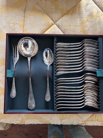 Christofle - Bestekset voor 12 personen (74) - Gekruiste, Antiek en Kunst