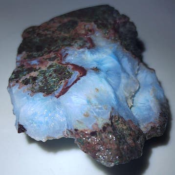 Larimar ruwe steen van hoge kwaliteit AAA- 64.89 g