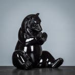 Figuur - Black beer - polystone, Antiek en Kunst