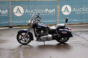 Veiling: Motor Harley Davidson Dyna Switchback Benzine 2013, Chopper