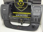 Renault Trafic Luchtrooster Dashboard bj.2018 art.682607479R, Auto-onderdelen, Dashboard en Schakelaars, Gebruikt, Renault