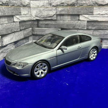 Kyosho 1:18 - Modelauto - KYOSHO 1:18 BMW 6 Series Coupé, Nieuw