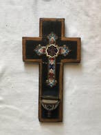 Crucifix - Hout en geëmailleerd metaal - 1850-1900 - Met een