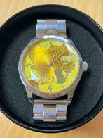 Sega - Pokémon Wristwatch “Sun & Moon Crystal Cut” — Pikachu, Spelcomputers en Games, Nieuw
