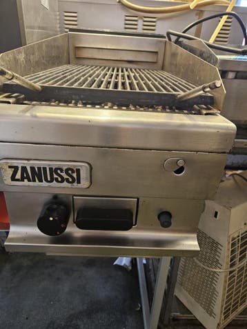 Online veiling Lavagrill gas, Zakelijke goederen, Horeca | Keukenapparatuur, Gebruikt, Fornuis, Frituur en Grillen