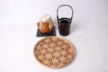 Drie Japanse bamboeambachten: Ryunsai Arima-kago Tray,