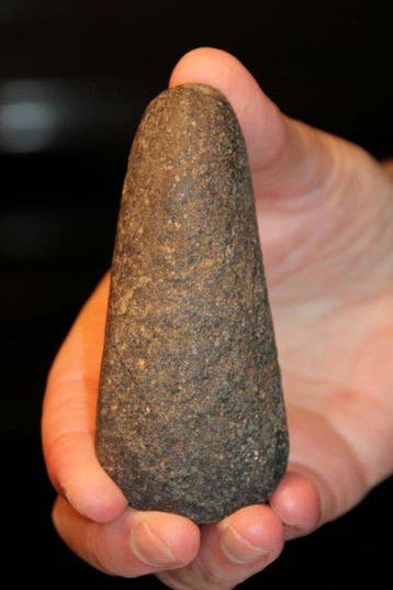 Neolithisch Steengoed Gepolijste bijl - 104 mm (Zonder