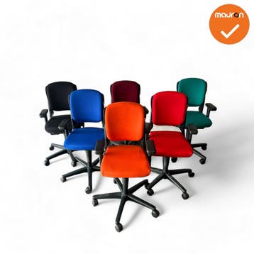 Ahrend 230 - Medium rug - Nieuwe Stoffering Naar Keuze, Werkplek, Ophalen of Verzenden, Gebruikt, Stoel