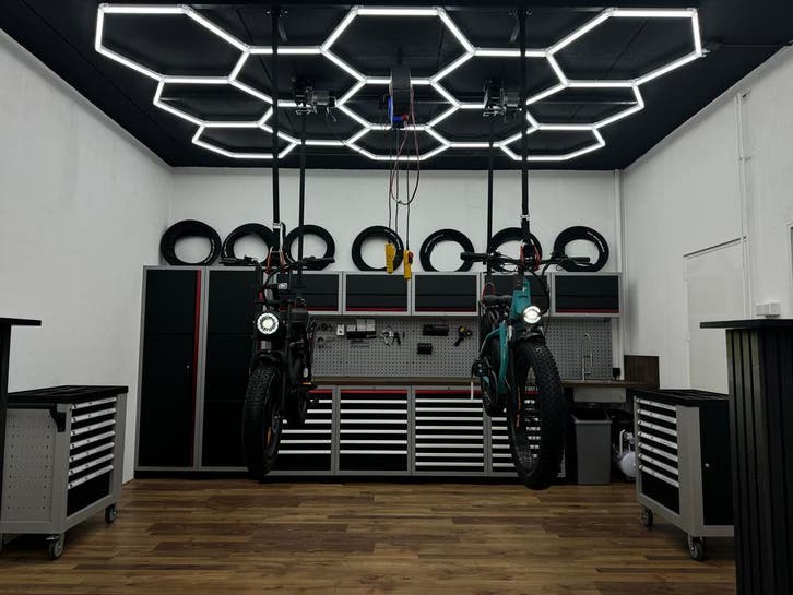 Hexagon Led GOEDKOOPSTE Verlichting Garage Nieuw Op=Op Sfeer, Huis en Inrichting, Lampen | Hanglampen, Nieuw, Ophalen of Verzenden