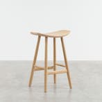 Scandinavische houten barkruk Silja - Bar of kookeiland kruk, Met voetsteun, 60 tot 90 cm, Nieuw, Ophalen of Verzenden