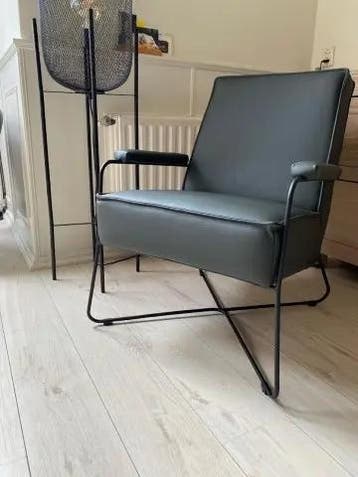 Groene leren fauteuil met stalen frame - Groen leer, Huis en Inrichting, Ophalen of Verzenden, Nieuw, Leer