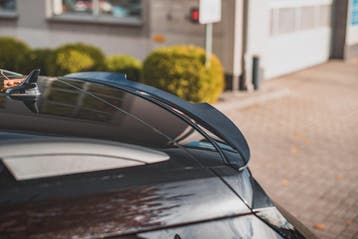 Achterspoiler Skoda Karoq Sportline, Verzenden