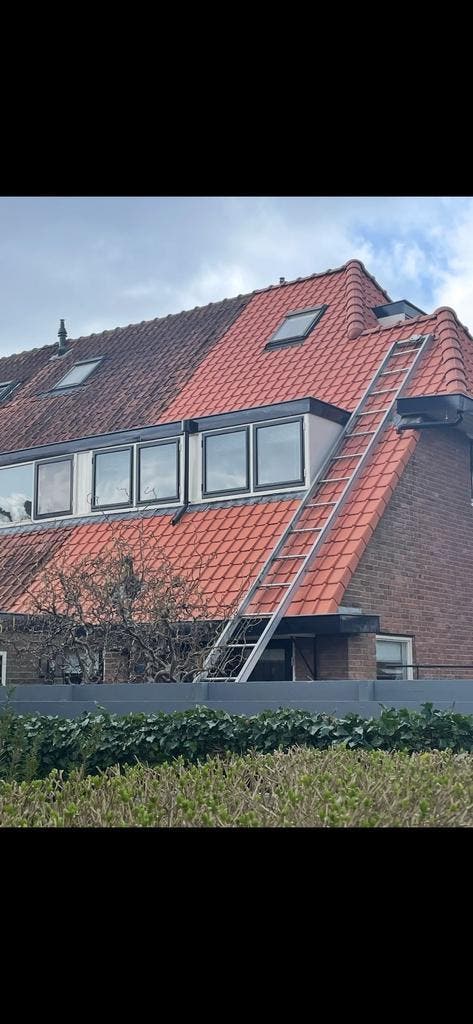 Pannendekker – Noord-Holland | Dakpannen Vervangen, Diensten en Vakmensen, Dakdekkers en Rietdekkers, Bitumineus, Kunststof, Pannen