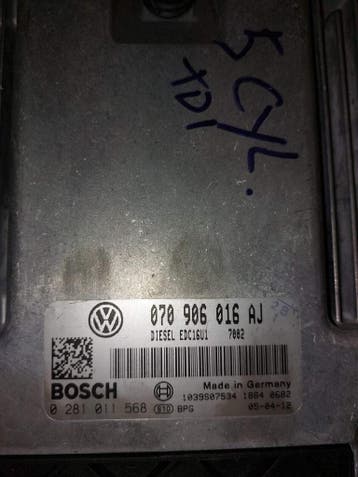 Motor computer ECU T5 2.5 TDI AXD Volkswagen Transporter T5, Ophalen of Verzenden, Gebruikt, Volkswagen