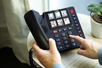 Huistelefoon senioren - Senioren telefoon - Vaste lijn - Zwa, Verzenden, Zo goed als nieuw