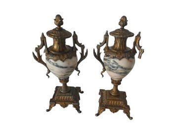 Decoratief ornament - Frankrijk - Cassoletta of urn