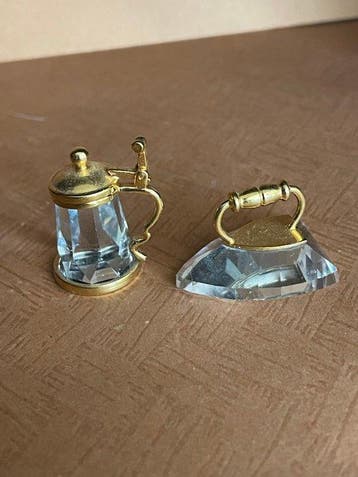 Swarovski - Beeldje - Memories Strijkijzer en Bierpul (2) -
