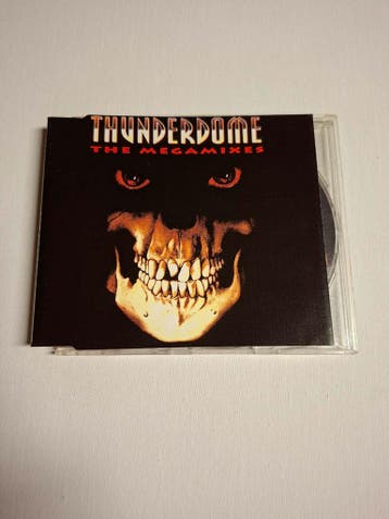 Thunderdome the megamixes yellow letters, Cd's en Dvd's, Verzenden, Gebruikt
