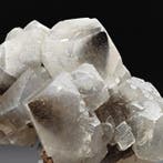 CALCITE met ENORME GEESTEN, CALCITE-MATROESKA, SARDINIË