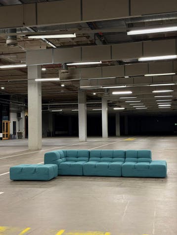 BB Italia Tufty Time | Turquoise | NIEUWSTAAT + Garantie, 300 cm of meer, Ophalen of Verzenden, Zo goed als nieuw, 150 cm of meer