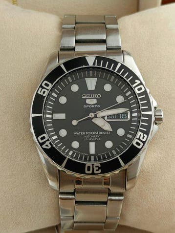 Seiko - Sports Day Date - Zonder minimumprijs - SNZF17 -