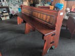 Massief houten kerkbank