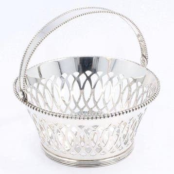A. Presburg - Bonbon mand - .835 zilver