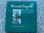 Wandelingen door de tijd - K.M.T.P. Arnhem, Boeken, Wilfried Ahoud en Bart Ligtenberg, Verzenden, 20e eeuw of later, Gelezen