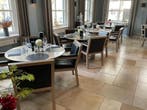 Online veiling: 4 Ronde eettafels met armstoelen, Huis en Inrichting, Gebruikt
