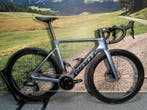 Giant Propel Advanced Pro 1 2025 Rival AXS + PM €5599/€3599, Ophalen, 28 inch, Carbon, Heren