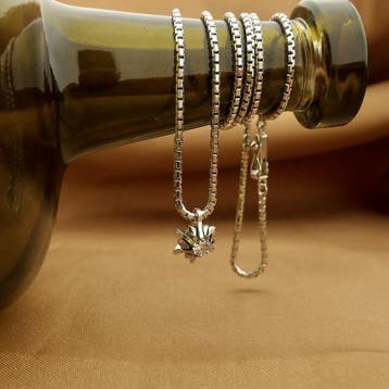 Witgouden venetiaanse ketting met vaste hanger en diamant..., Gebruikt, Ophalen of Verzenden, Met edelsteen, Goud