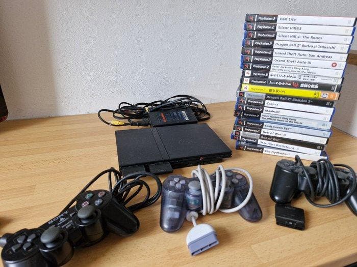 Sony - Playstation 2 - Videogameconsole + games - Games in, Spelcomputers en Games, Spelcomputers | Overige Accessoires
