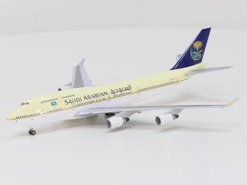 Schaal 1:200 Herpa 550574 Boeing 747-400 Saudi Arabian Ai..., Ophalen of Verzenden, Gebruikt
