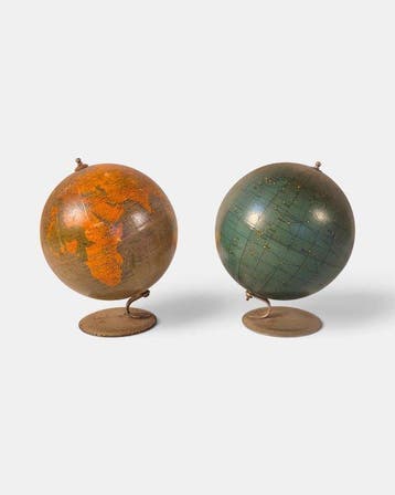 Celestial table globe, Terrestrial table globe - George
