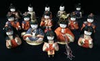 Mataro Dolls Hina Dolls Set van vijftien poppen, Antiek en Kunst