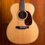 Martin 000-28 Modern Deluxe B-Stock, Muziek en Instrumenten, Ophalen of Verzenden, Nieuw