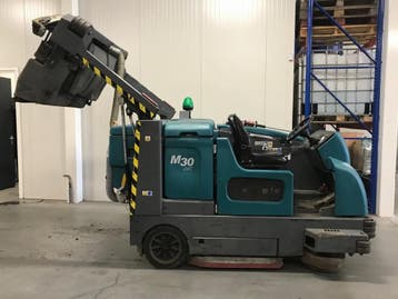 Tennant M30 veegschrobmachine, Ophalen of Verzenden