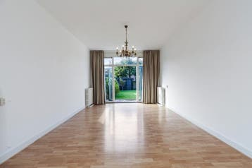 Te huur: Huis Doorniksestraat in Den Haag, Den Haag, Zuid-Holland