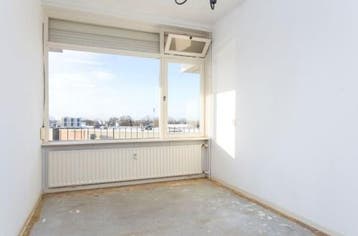 Te Huur 2 Kamer Appartement Amsterdamseweg In Arnhem, Huizen en Kamers, Huizen te huur, Gelderland, Direct bij eigenaar, Appartement
