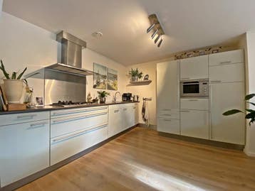 Te huur: Huis Professor Zeemanstraat in Zandvoort, Zandvoort, Noord-Holland