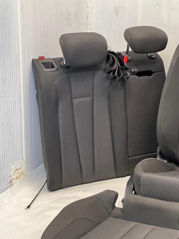 Audi A4 Avant bj.2017 bekledingset 4-deurs compleet stoelen, Gebruikt, Audi
