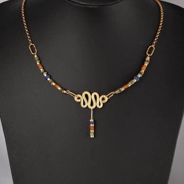 Oude Egypte, late periode Halsketting met lapis lazuli,