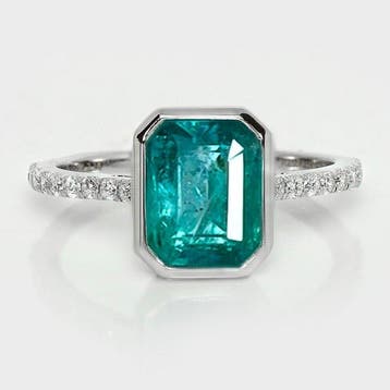 Ring - 14 karaat Witgoud - 2.36ct. tw. Smaragd - Diamant, Nieuw