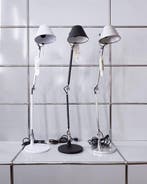 Artemide - Michele De Lucchi, Giancarlo Fassina - Bureaulamp