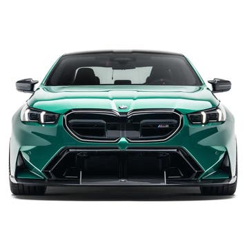 Dit betreft een BMW G90 G99 M5 Carbon Adro voorbumper, Verzenden