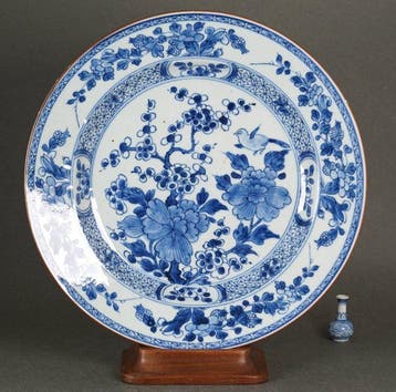 Kangxi (1662-1722) - Bord - Fat Bird in Flight Above
