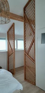 Eikenhouten roomdivider schuine lattenwand, Nieuw